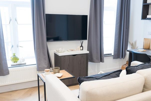 Studio to rent - Photo 1