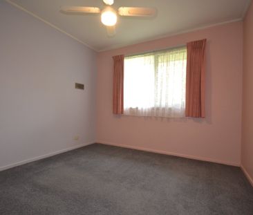 19 Summerhill Park Drive, Mooroolbark - Photo 2