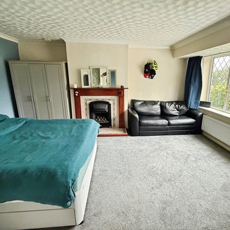 2 bedroom semi-detached bungalow to rent - Photo 1