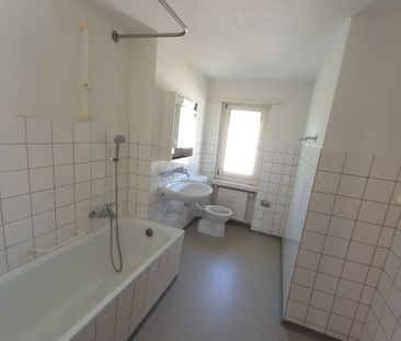 Freundliche Wohnung mit grüner Umgebung an ruhiger Lage! - Photo 3