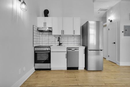 For Lease - 330 Clarence Street Unit# 105, London East, Ontario - Photo 4