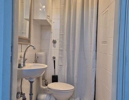 SCHICK MIT WEITBLICK - GROSSE MAISONETTE IN FRANKFURT-OBERRAD - Foto 1