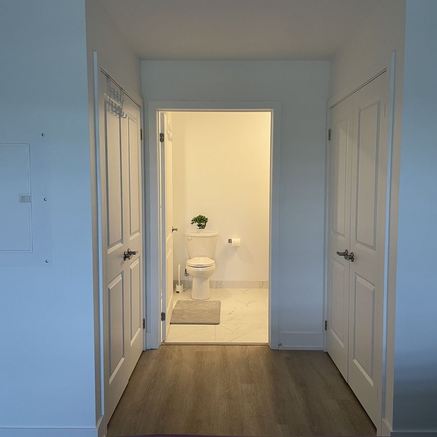 For Lease - 19B West Street Unit# 304, Kawartha Lakes, Ontario - Photo 1