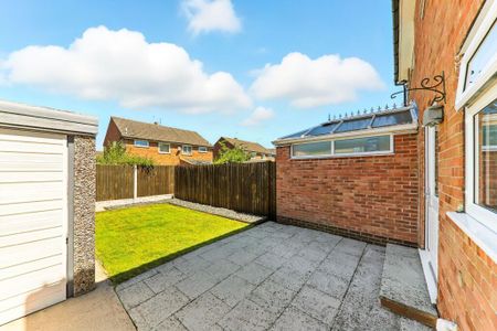 1 bedroom flat to rent - Photo 2