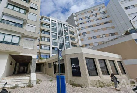 Apartamento T3 em Lisboa - Photo 2