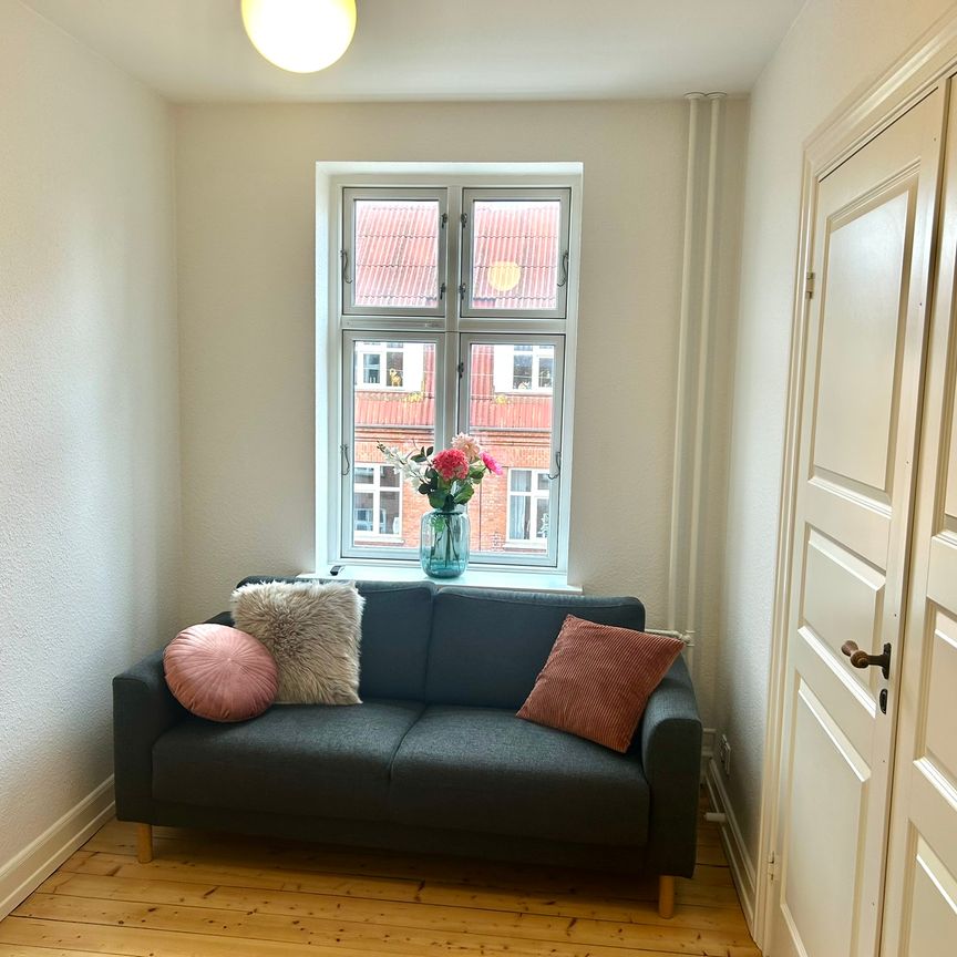 Charmerende lejlighed i det populære Øgadekvarter - Photo 1