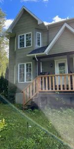 Superbe semi-détaché 6 1/2 à louer – Saint-Sauveur - Photo 3