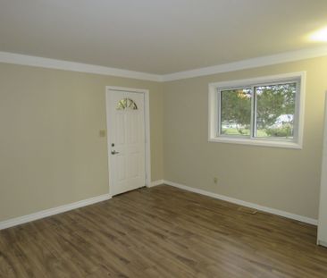 For Lease - 564 Lakeview Road Unit# B, Fort Erie, Ontario - Photo 6