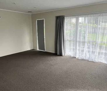 Lovely Sunny Family Home - Photo 1