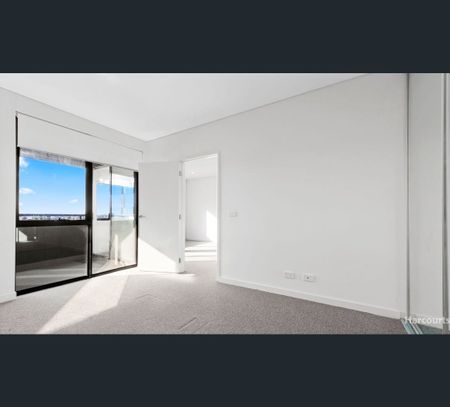403/2 Clark Street, Williams Landing, Vic 3027 - Photo 4