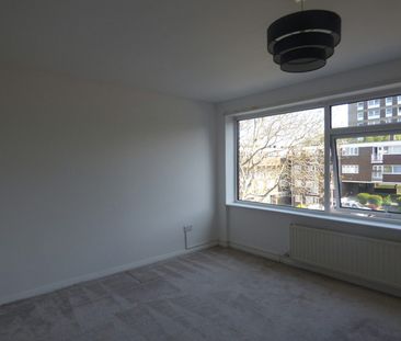Town house to rent on - Photo 2