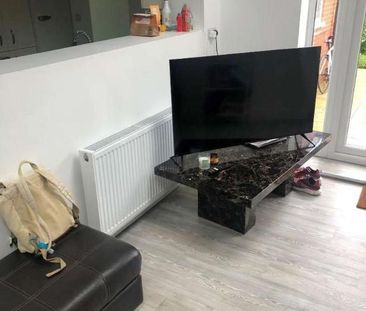 St. Monica Grove, Durham, DH1 - Photo 3