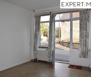 Dans le bourg de Servant, appartement en rez-de-chaussée 42.55m² - Photo 1