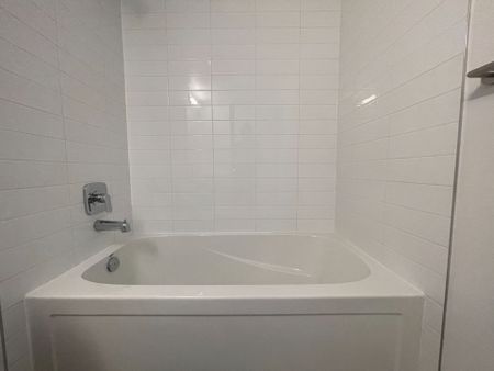 For Lease - 158 Front Street Unit# 1114, Toronto, Ontario - Photo 4