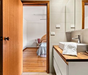 2/21 Queen Street, Coburg VIC 3058 - Photo 5