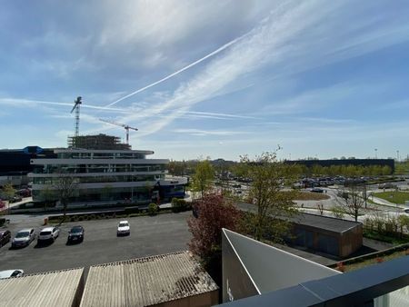 Ruim recent APPARTEMENT 2de verdiep met 2 slaapkamers en mooi verzicht - Foto 3