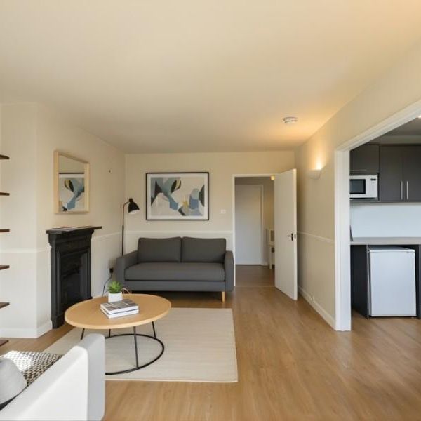 5 bedroom terraced house to rent - Photo 1