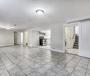 For Lease - 1 Napier Street, Barrie, Ontario - Photo 1