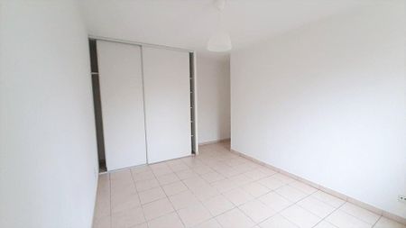 location Appartement T3 DE 61.9m² À CASTELGINEST - Photo 2