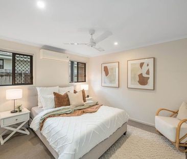 Spacious 4 Bedroom Family Home in Central Warner - Photo 4