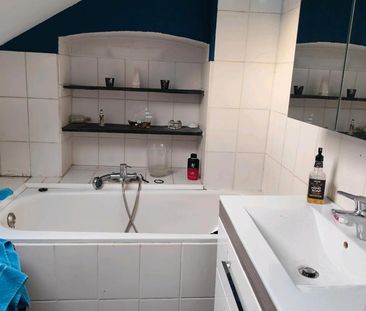 tolle Dachgeschosswohnung 50qm - Foto 1