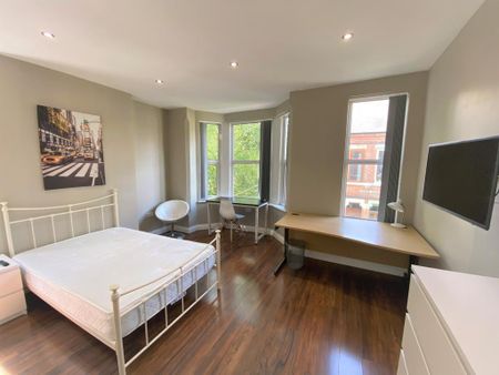 5 bedroom end of terrace house to rent - Photo 4