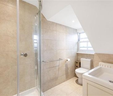 4 bedroom semi-detached house to rent - Photo 3