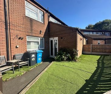 Hitchens Close, Runcorn, Cheshire, WA7 - Photo 4