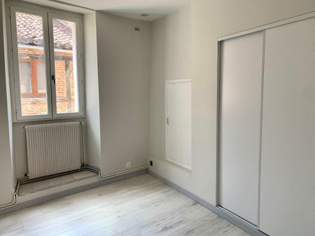 Location Appartement 3 pièces 55m² CAHORS 46000 - Photo 3