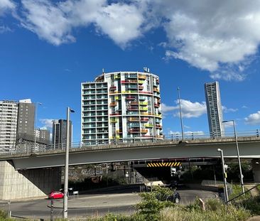 2 Bed Penthouse, Warton Road, E15 - Photo 5