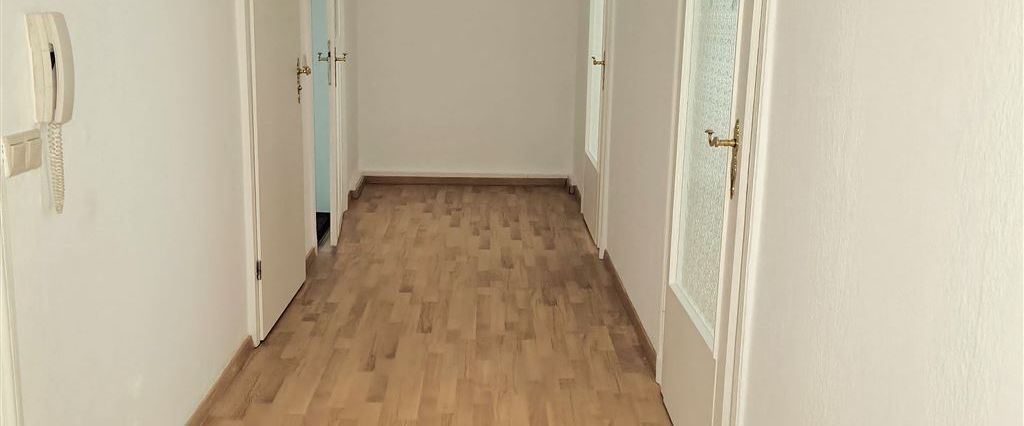 RUHIG UND GRÜN! Toll geschnittene 3-Raum Whg. Bad mit Fenster! - Photo 1