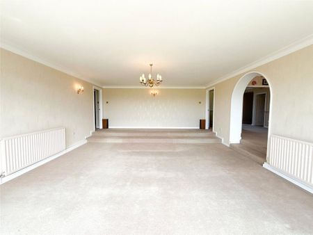 3 bedroom apartment to rent - Photo 3