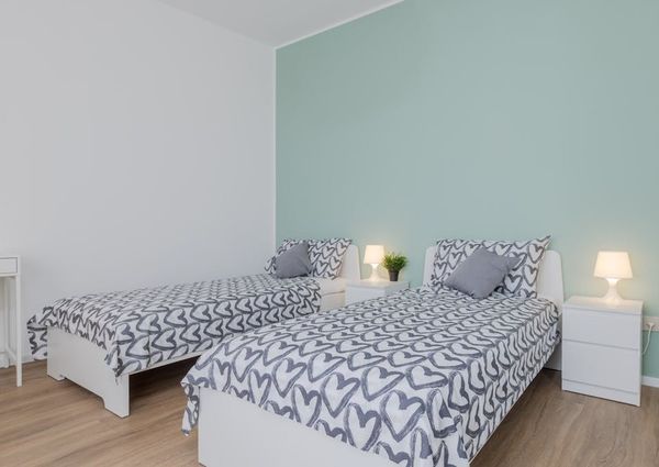 Via Cesare Cremonino, Padova, Veneto 35124