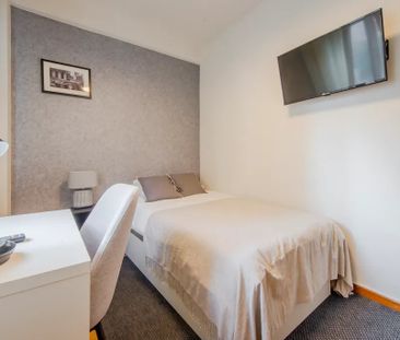 Calle de Lérida, Madrid, Community of Madrid 28020 - Photo 1