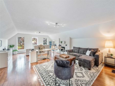 For Lease - 2212 Florian (Upper) Road, Mississauga, Ontario - Photo 4