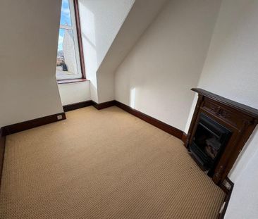 4 bedroom terraced house to rent - Photo 6