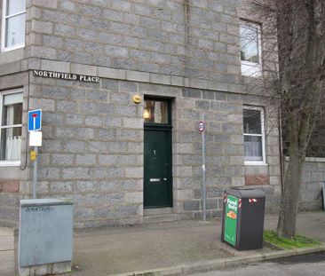 2 bedroom flat to rent - Photo 6