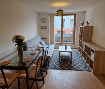 2 Bed Flat, Dyche Street, M4 - Photo 2
