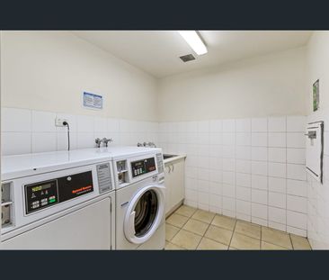 5313/570 Lygon Street, Carlton, Vic 3053 - Photo 4