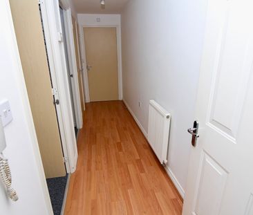 1 Bed Flat, Swan Lane, CV2 - Photo 6