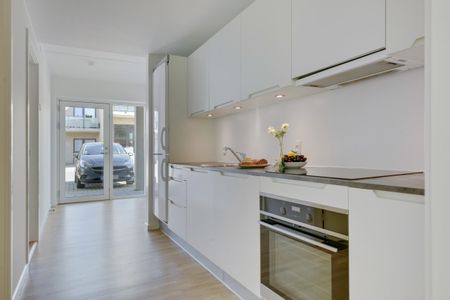 Skøn 3 værelses lejlighed med terrasse - Photo 2