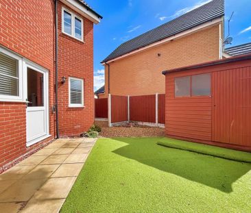 3 bedroom semi-detached house to rent - Photo 1