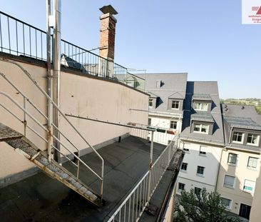 Gemütliche 2-Raum-Wohnung mit Dachterrasse direkt im Zentrum von An... - Photo 4