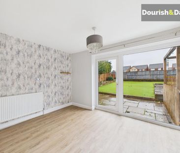 3 bedroom detached house to rent - Photo 2