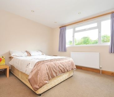 3 bedroom terraced house to rent - Photo 3
