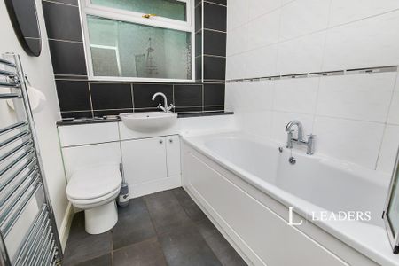 2 bedroom bungalow to rent - Photo 5
