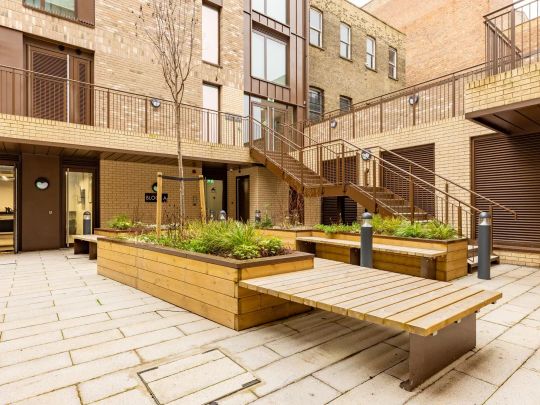 Silver Plus Studio - Photo 1