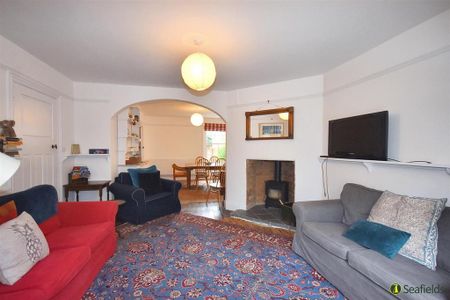 4 bedroom terraced house to rent - Photo 4