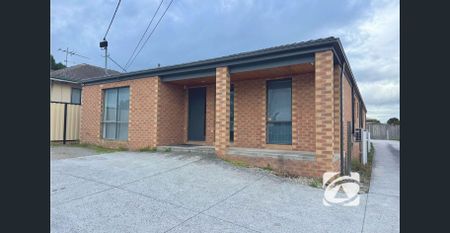 STUDIO ROOMS FOR LEASE – 'FURNISHED & UTILITIES/WIFI INCLUDED' - Photo 3