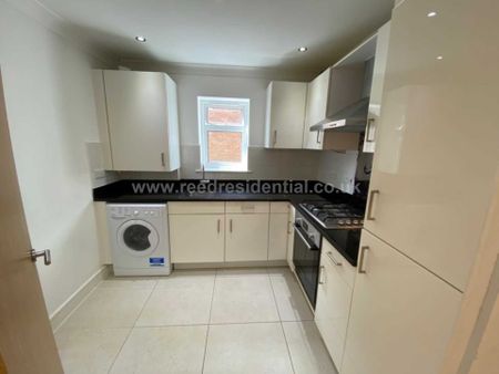 Bournehall Ave, Bushey - Photo 5